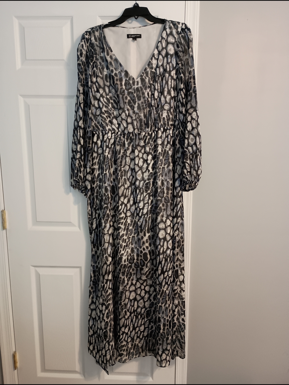 I.N.C. Long V-Neck Animal Print Maxi Dress - Black & Gray